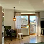 Bergblick Mit Terrasse & Nordkettenblick Apartment *