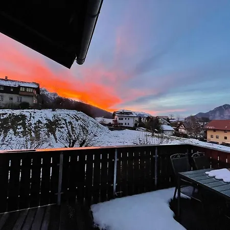 Bergblick Mit Terrasse & Nordkettenblick شقة إنسبروك
